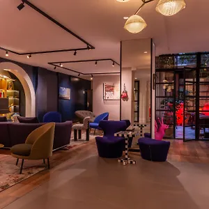 4* Otel Golden Tulip Opera De Noailles